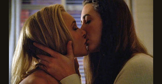 lesbian kiss